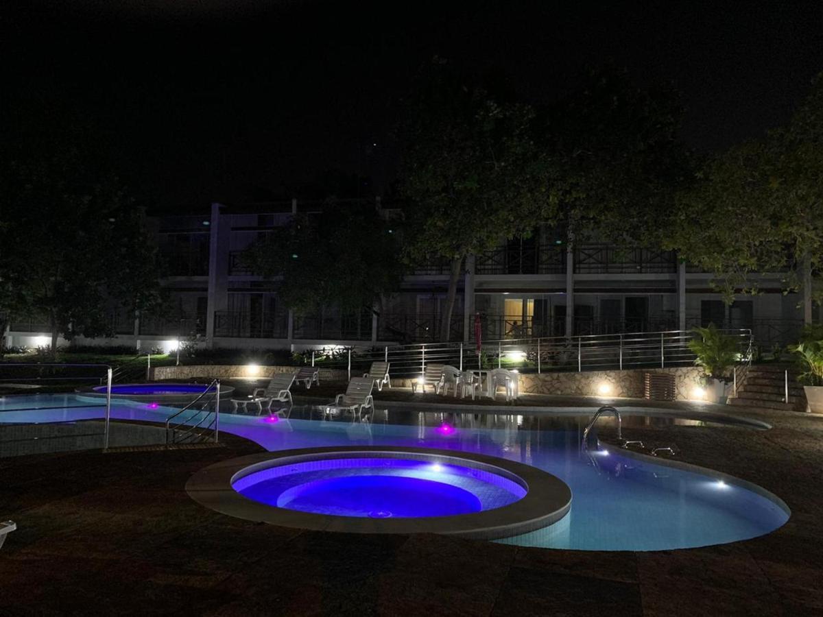 Praia de Pipa Estilo E Conforto Aliado A Natureza מראה חיצוני תמונה
